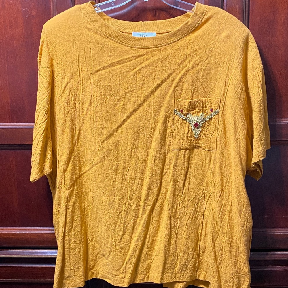 YS Studio vintage Golden pullover top with Embroidered Pocket and V back size 3X